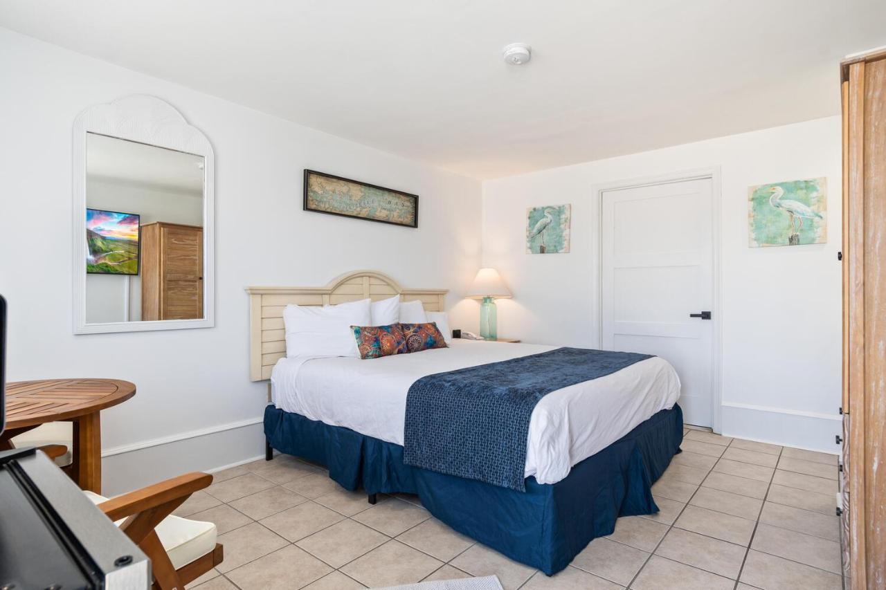 Lowes Wharf Marina Inn Sherwood Extérieur photo