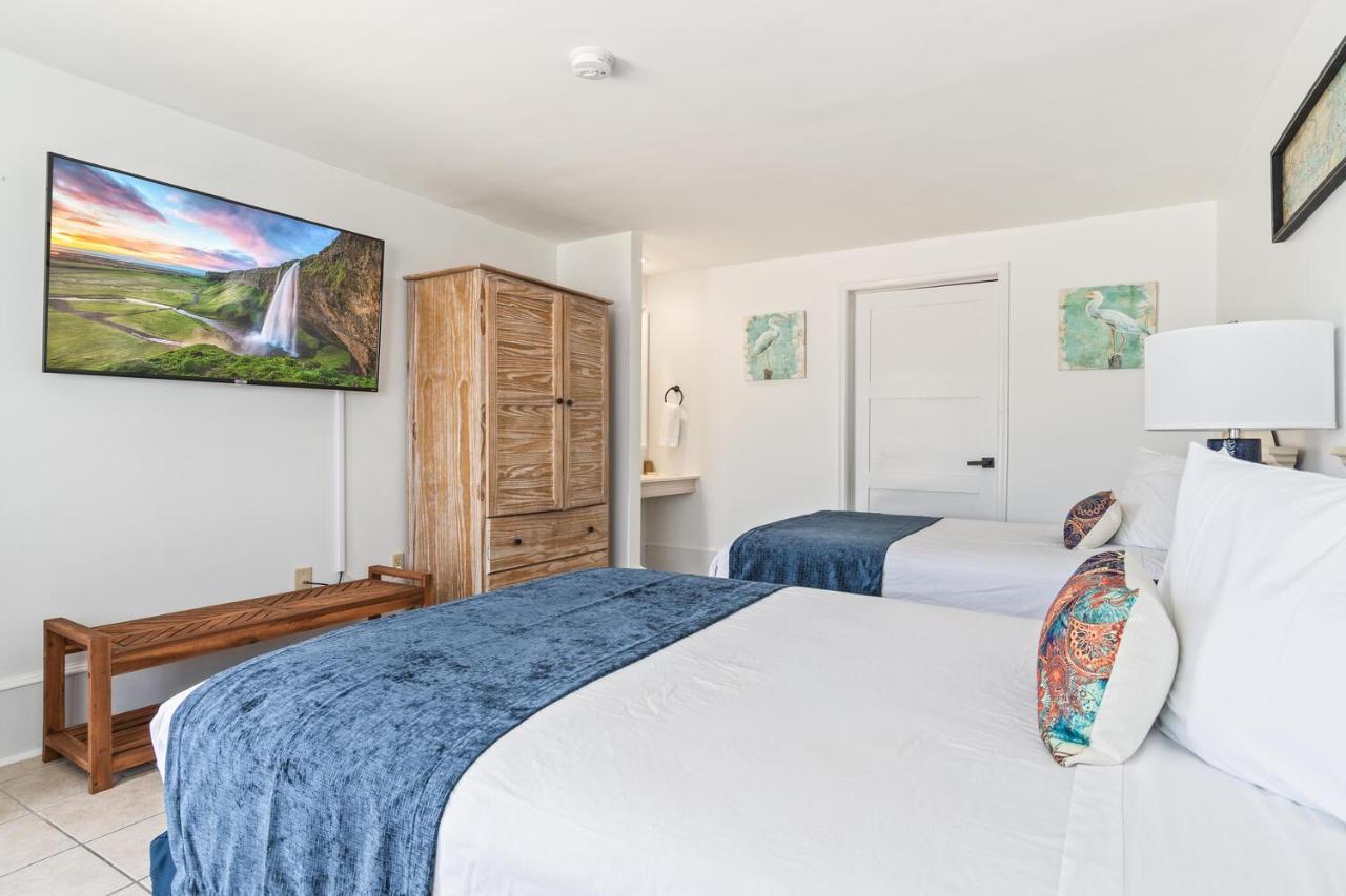 Lowes Wharf Marina Inn Sherwood Extérieur photo