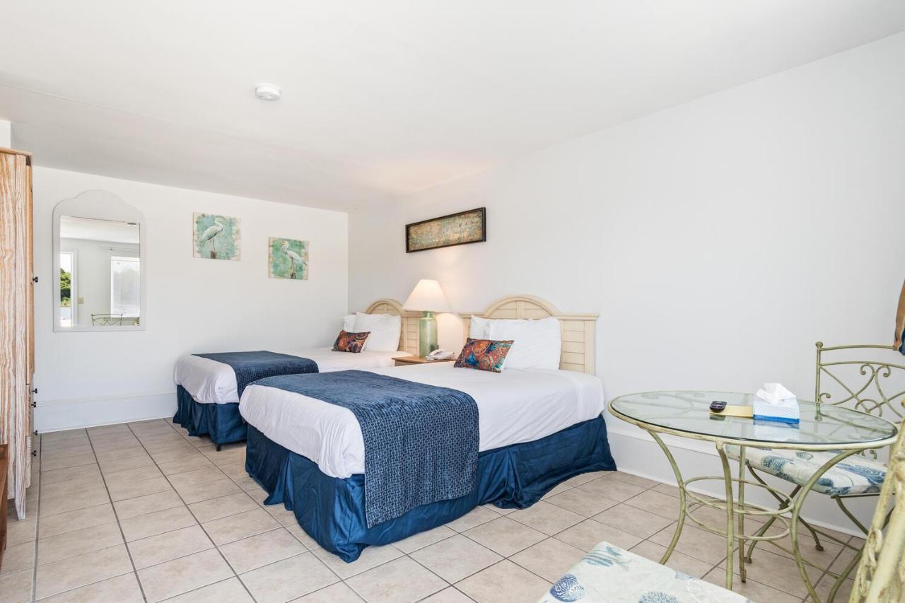 Lowes Wharf Marina Inn Sherwood Extérieur photo