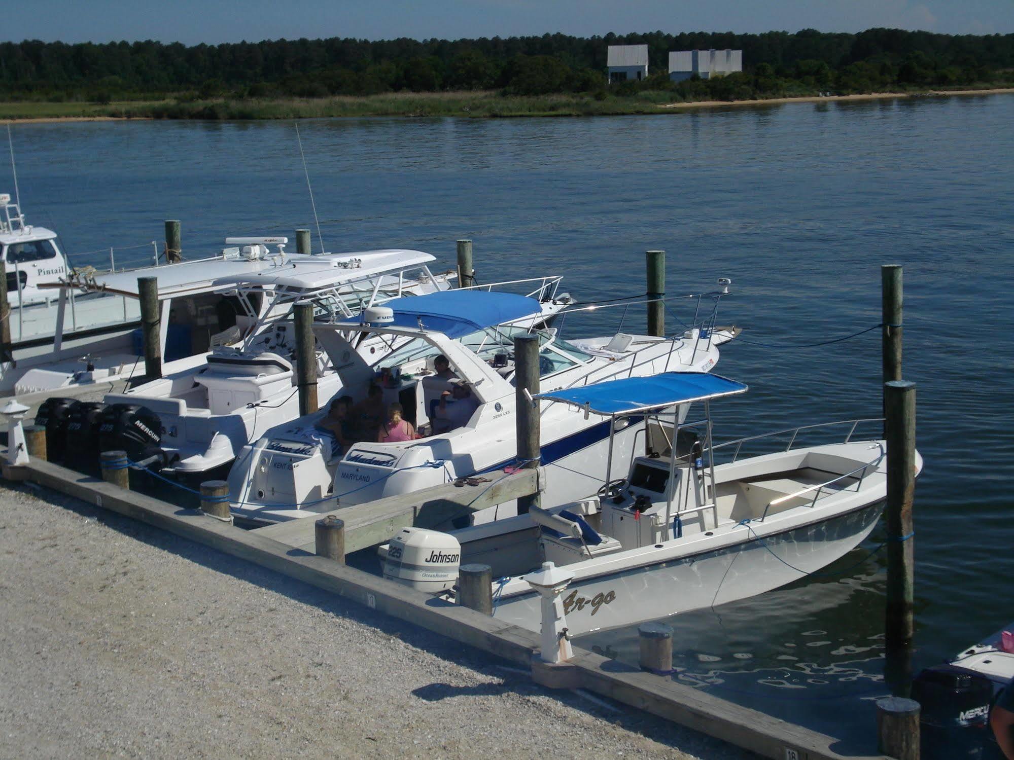 Lowes Wharf Marina Inn Sherwood Extérieur photo